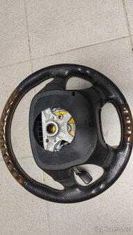 Volant Momo ze Subaru Outback - 4