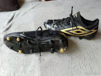 Kopačky Umbro vel 42,5 - 4
