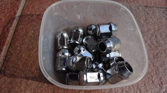 Toyota ALU kola a letní pneu BARUM BRAVURIS 3, 195/50 R15 H - 4