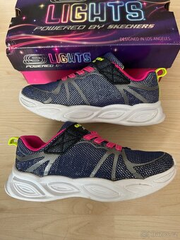 Svítící tenisky Skechers - velikost 30 - 4