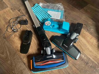 tyčový vysavač Philips 3v1 - 4