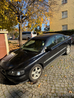 Prodám Volvo S60 D5 - 4