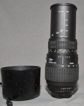 Sigma 70-300mm, f 4-5,6 D makro, pro Nikon FF - 4