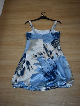 Prodám společenské balónové šaty - 4