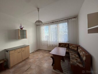 Pronájem bytu 1+1, 39m2 v Orlové, ul. Kpt. Jaroše - 4