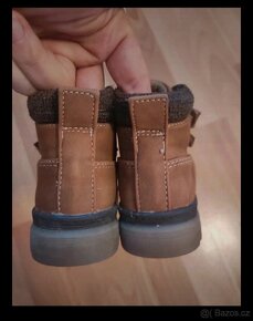 Chlapecké zimní kotníkové boty F&F vel. 21 - 4