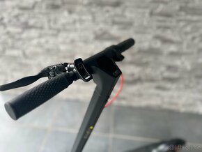 Prodám koloběžku skoro nová - 4