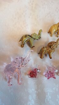 SOŠKY SLONŮ ZE SKLA - 4