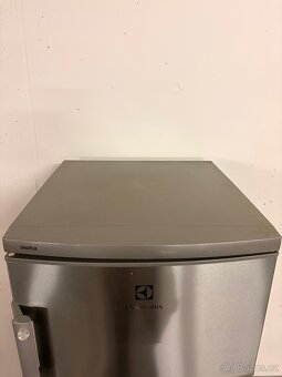 Lednice s mrazákem Electrolux - 4