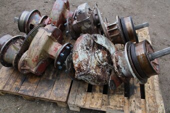 Zetor 6911 portály cena za pár - 4