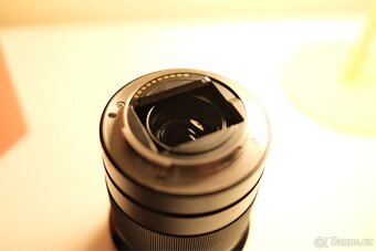 Sony FE 28mm f/2.0 - 4