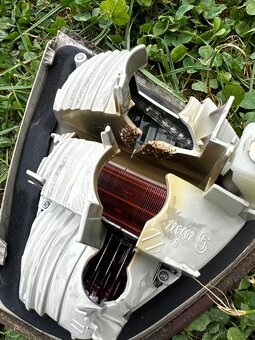 Zadní světla kufru BMW E90 - 4