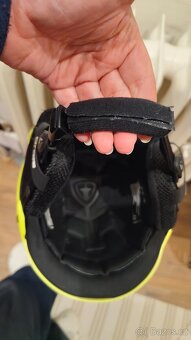 Dětská lyžařská helma - 4