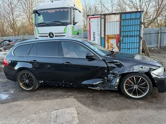 BMW 330d xDrive,180kw M-paket,r.v.2010 automat - 4