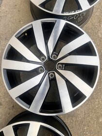 Alu kola Marseille Vw Passat B8 R18 - 4