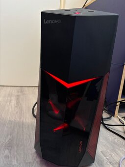 Levný herní počítač Lenovo s i5 7400 a RX 570 4GB DDR5, wifi - 4