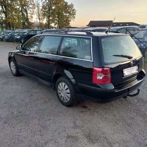 Volkswagen Passat, 1.9TDI,KRÁSNÝ,240TKM,1MAJ52LET - 4