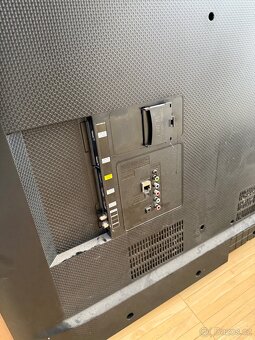 Samsung model UE55J5672SU - 4