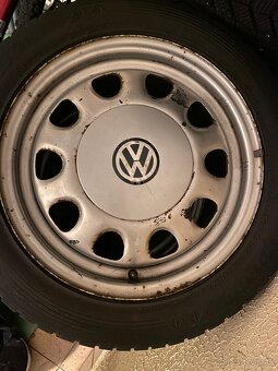 Plechové disky Volkswagen 4x100 r14 s pokličkami - 4