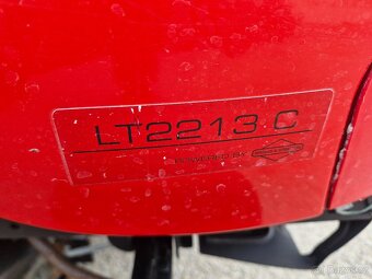 Zahradni traktor  Jonseted LT2213 C - 4