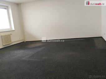 Pronájem komerčního prostoru / kanceláře 34 m2, Benešov - 4