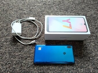 HUAWEI Y7 (2019) modrá - 4