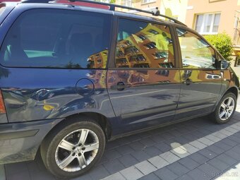 Ford Galaxy sedmimístné - 4