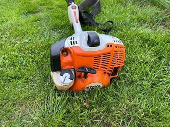 křovinořez STIHL - 4