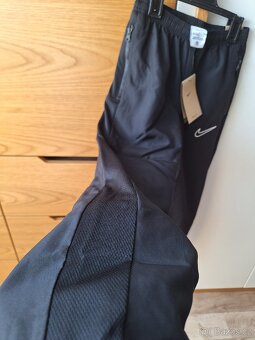 Šusťaky Nike nové vel. 128 - 4