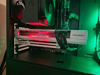 SAPPHIRE PURE Radeon RX 7900 GRE GAMING OC 16G - 4