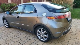 Honda Civic 1.8 i-VTEC, 124tis., 2007, ČR, servis Honda - 4