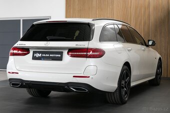 Mercedes-Benz E 300 de 4Matic 225kW AMG Tažné Burmester 2021 - 4