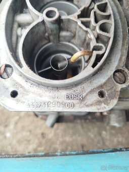 Škoda 1203 sání karburátor a filtr - 4