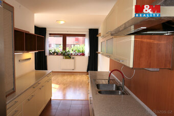 Pronájem bytu 4+kk, 119 m², Praha, ul. Tigridova, terasa - 4