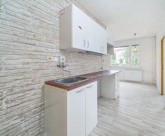 Prodej prostorného bytu 3+1 69 m², Žamberk - 4