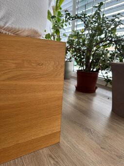 Postel z dubového masivu - 4