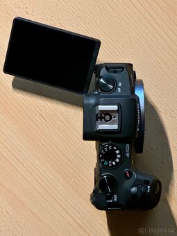 EOS RP + 24-70L + 100/2,8 + vybavení - 4