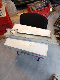 ŠKODA,FAVORIT MASKA ORIGINÁL LAK - 4