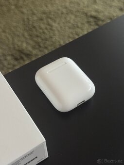 Apple AirPods 2 gen – kompletní balení - 4