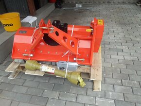 Kubota + příslušenství - 4