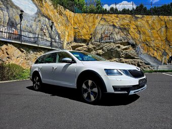 Škoda Octavia Scout, 135kw, 2019, virtual, 1.majitel - 4