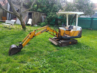 Minibagr Komatsu PC05-05 - 4