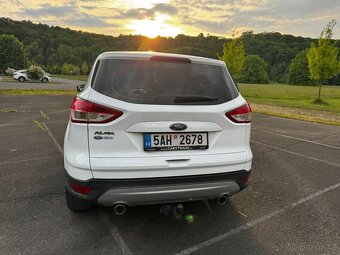 Ford Kuga 2.0 TDCi 4x4 – 2015, garážovaná, pravidelný servis - 4