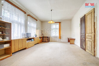 Prodej rodinného domu s pozemky 2418 m², Kunějovice - 4