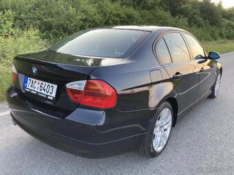 Bmw E90 320D - 4
