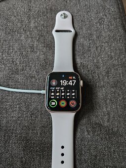 Apple watch SE 44mm gold - 4