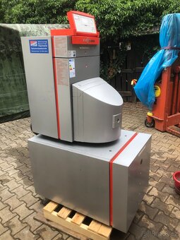 Prodám litinový kotel na olej 18 - 20  Kw - 4