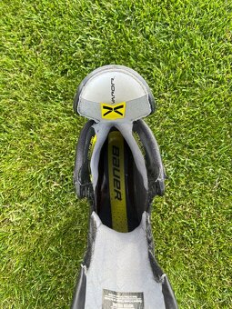 Brusle bauer hyperlite 2 - 4