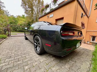 Dodge Challenger 5.7 HEMI – 2019 - 4