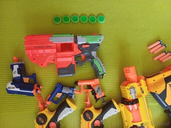 Nerf sada pistolí - 4